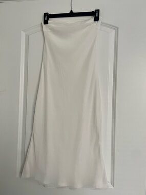 Basic White Midi Dress